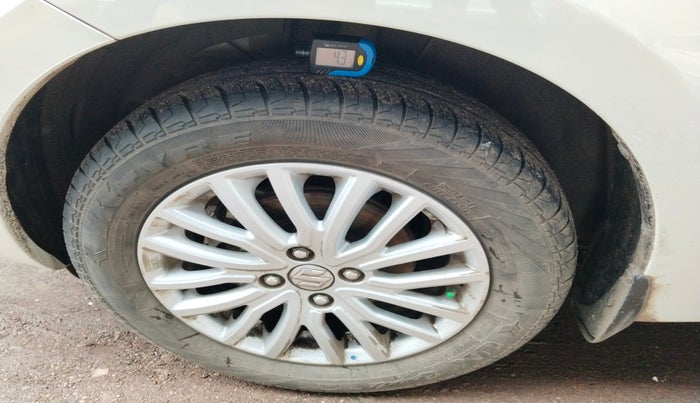 2024 Maruti Dzire ZXI CNG, Petrol, Manual, 26,315 km, tyre