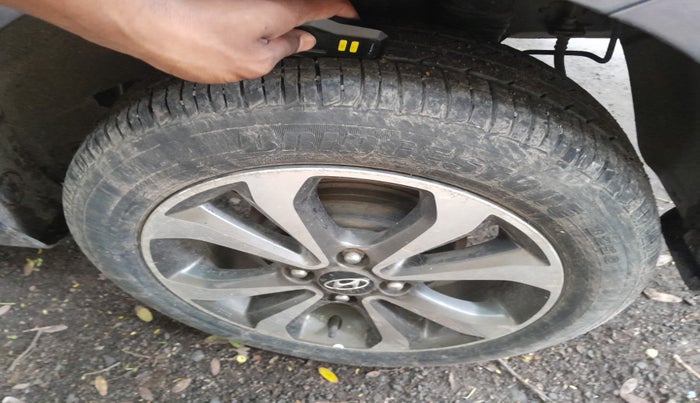 2014 Hyundai Xcent SX 1.2 (O), Petrol, Manual, 49,048 km, tyre