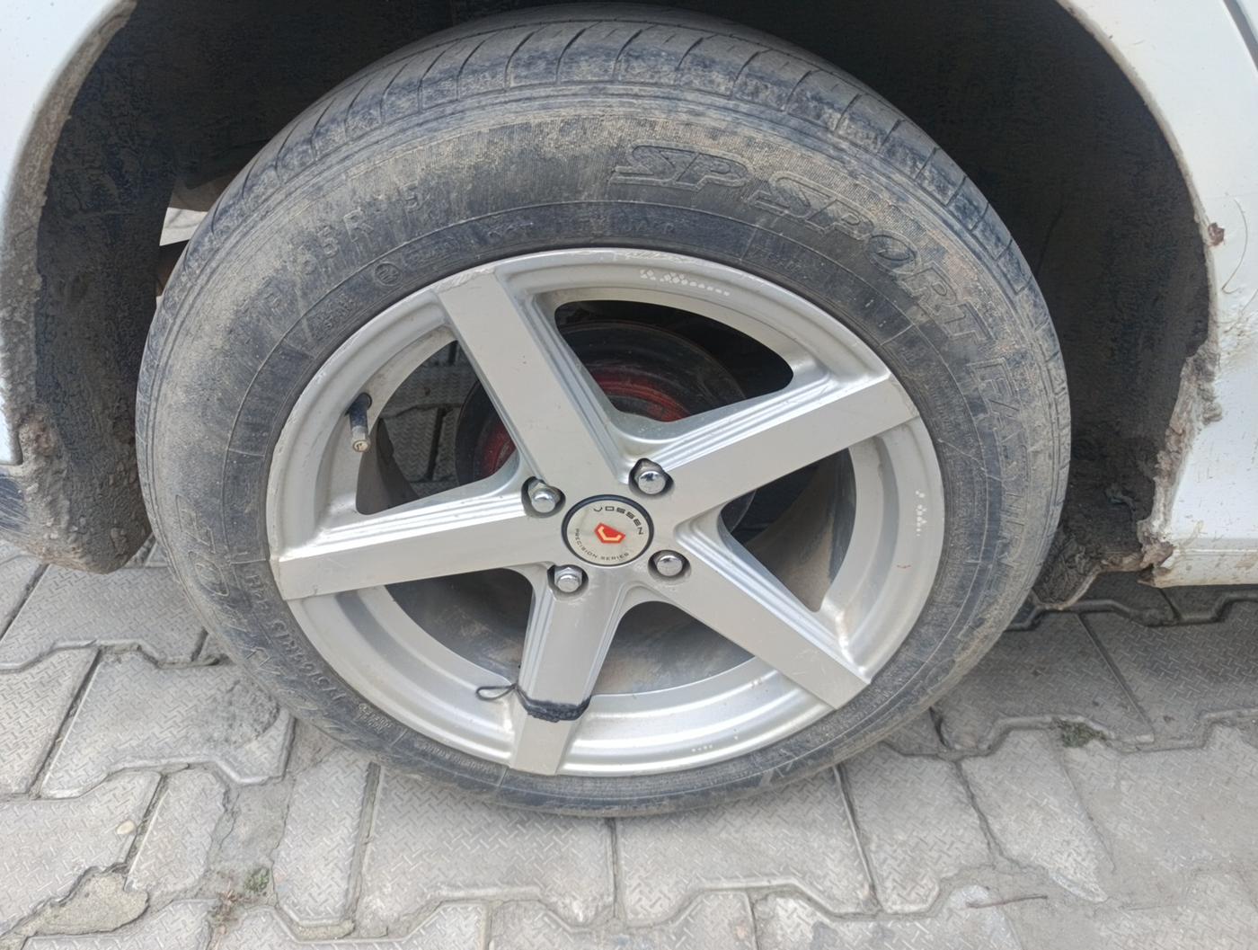 2018 Honda Amaze 1.2L I-VTEC S, Petrol, Manual, 96,387 km, tyre