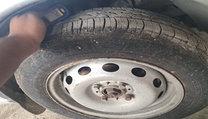 2015 Tata Indigo ECS LX CR4, Diesel, Manual, 1,18,430 km, tyre