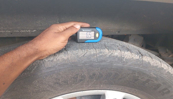 2020 Mahindra Bolero B6 (O), Diesel, Manual, 90,177 km, tyre