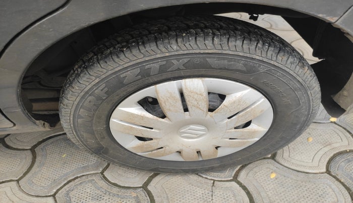 2015 Maruti Alto 800 VXI, Petrol, Manual, 74,775 km, tyre