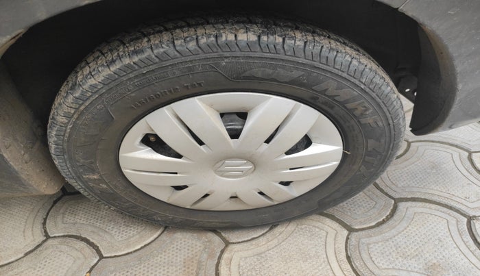 2015 Maruti Alto 800 VXI, Petrol, Manual, 74,775 km, tyre