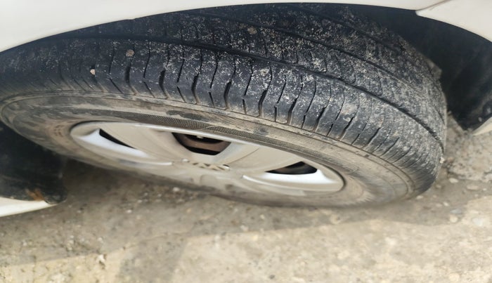 2011 Volkswagen Polo TRENDLINE 1.2L PETROL, Petrol, Manual, 81,304 km, tyre
