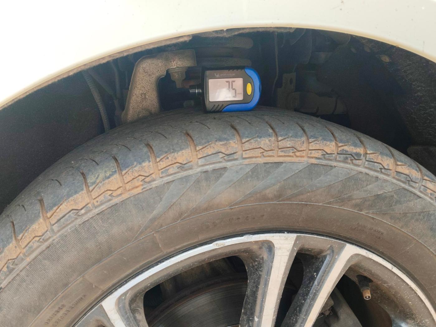 2020 Mahindra MARAZZO M8 8 STR, Diesel, Manual, 80,801 km, tyre
