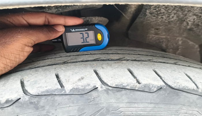 2020 MG HECTOR SHARP 2.0 DIESEL, Diesel, Manual, 1,18,400 km, tyre