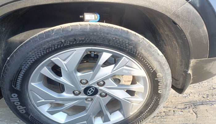 2023 Hyundai Creta SX 1.5 PETROL, Petrol, Manual, 1,09,966 km, tyre