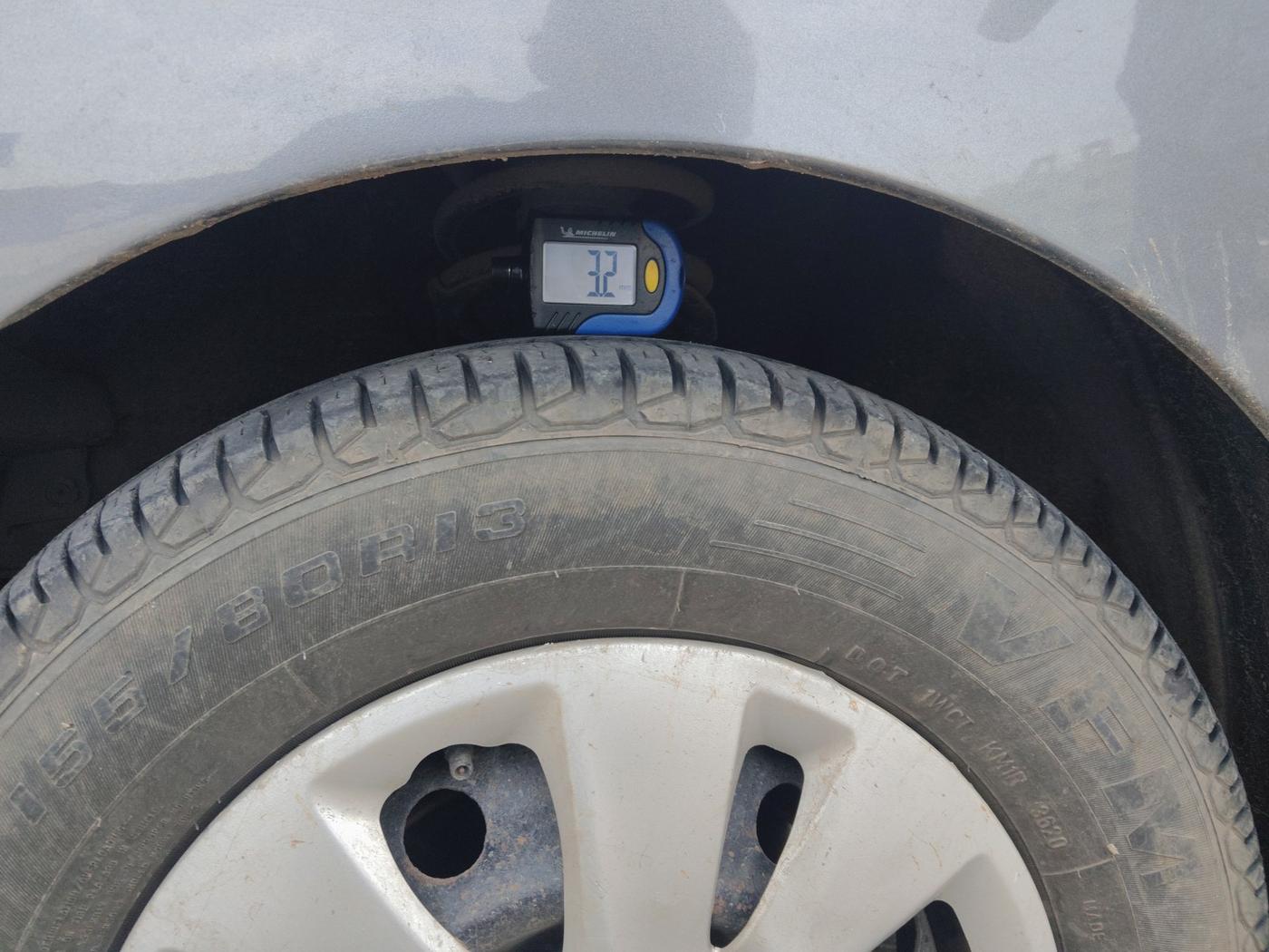 2011 Hyundai i10 SPORTZ 1.2 AT, Petrol, Automatic, 68,904 km, tyre