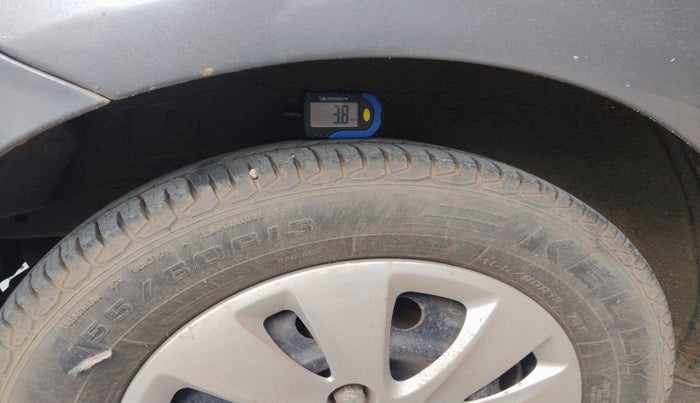 2011 Hyundai i10 SPORTZ 1.2 AT, Petrol, Automatic, 68,904 km, tyre