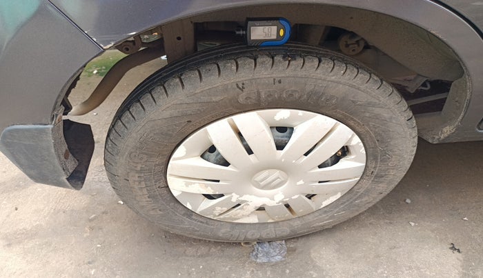 2018 Maruti Alto 800 LXI, Petrol, Manual, 80,271 km, tyre