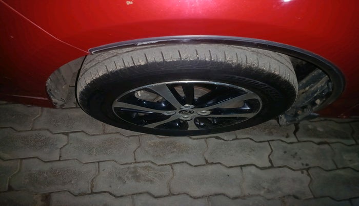 2020 Toyota YARIS VX CVT, Petrol, Automatic, 25,690 km, tyre