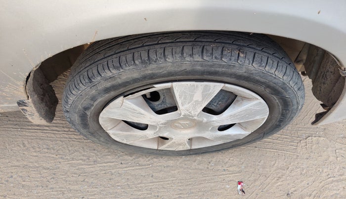 2011 Maruti Alto K10 VXI, Petrol, Manual, 1,22,797 km, tyre