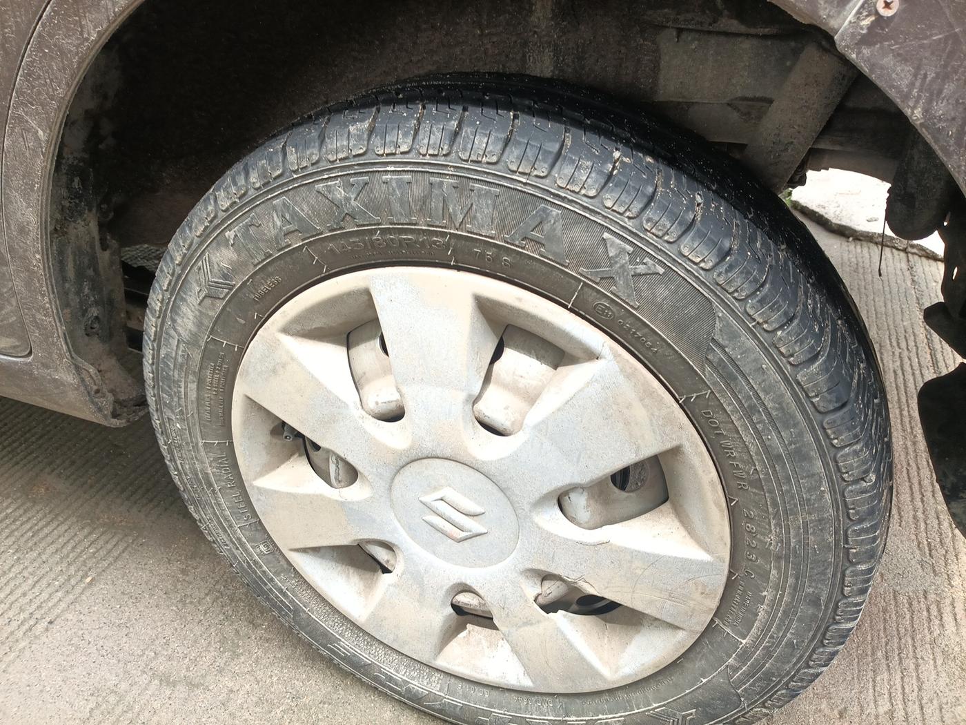 2013 Maruti Wagon R 1.0 LXI, Petrol, Manual, 89,750 km, tyre