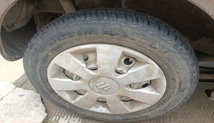 2013 Maruti Wagon R 1.0 LXI, Petrol, Manual, 89,603 km, tyre