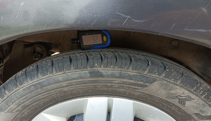 2018 Maruti Alto 800 LXI, Petrol, Manual, 82,192 km, tyre