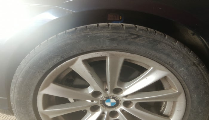 2012 BMW 3 Series 320d, Diesel, Automatic, 81,032 km, tyre