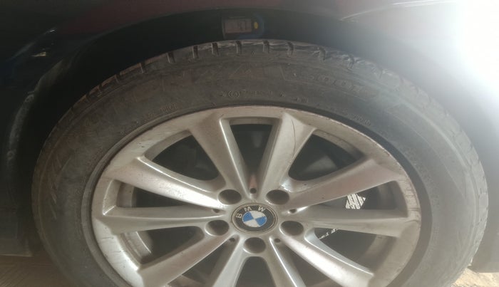 2012 BMW 3 Series 320d, Diesel, Automatic, 81,032 km, tyre