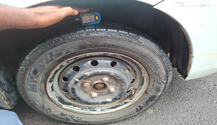 2013 Maruti Wagon R 1.0 LXI CNG, Petrol, Manual, 50,252 km, tyre