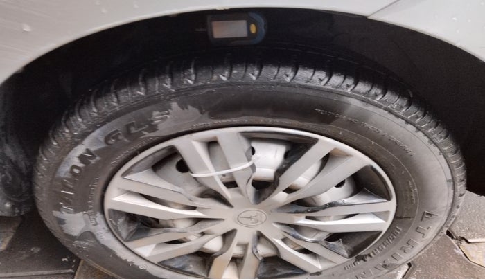 2017 Tata Zest XE PETROL, Petrol, Manual, 63,650 km, tyre