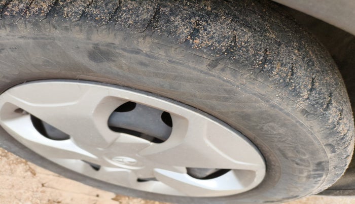 2021 Tata Tiago XT PETROL, Petrol, Manual, 39,923 km, tyre
