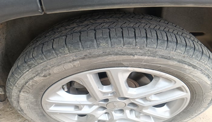 2018 Jeep Compass LIMITED 2.0 DIESEL, Diesel, Manual, 1,34,983 km, tyre