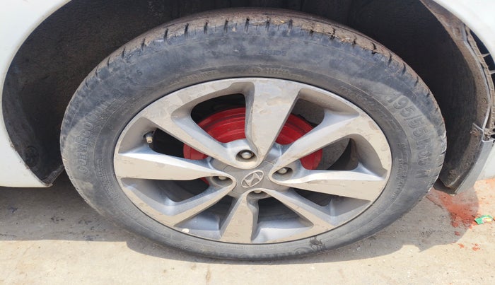2015 Hyundai Elite i20 ASTA 1.2, Petrol, Manual, 94,438 km, tyre