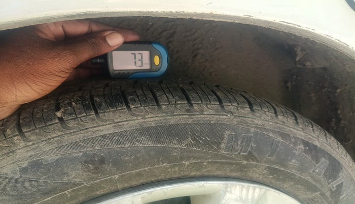 2015 Maruti Ertiga VDI, Diesel, Manual, 1,53,289 km, tyre