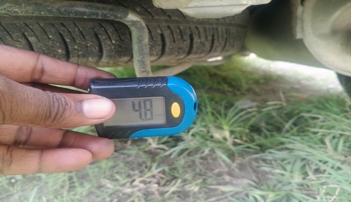 2015 Maruti Ertiga VDI, Diesel, Manual, 1,53,289 km, tyre