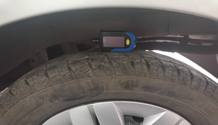 2014 Maruti Alto 800 VXI, Petrol, Manual, 68,124 km, tyre