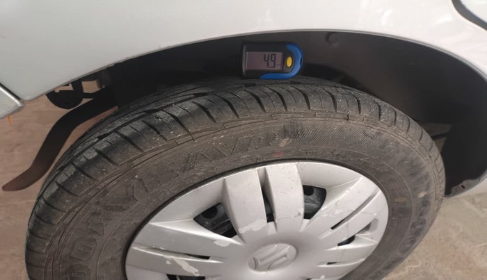 2014 Maruti Alto 800 VXI, Petrol, Manual, 68,124 km, tyre