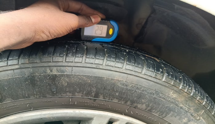 2012 Fiat Grand Punto ACTIVE 1.3, Diesel, Manual, 88,000 km, tyre