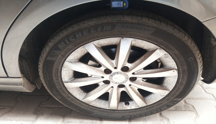 2014 Mercedes Benz B Class B180, Diesel, Automatic, 68,788 km, tyre