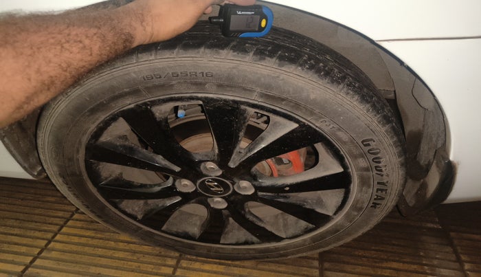 2013 Hyundai Verna FLUIDIC 1.6 VTVT SX OPT AT, Petrol, Automatic, 70,296 km, tyre