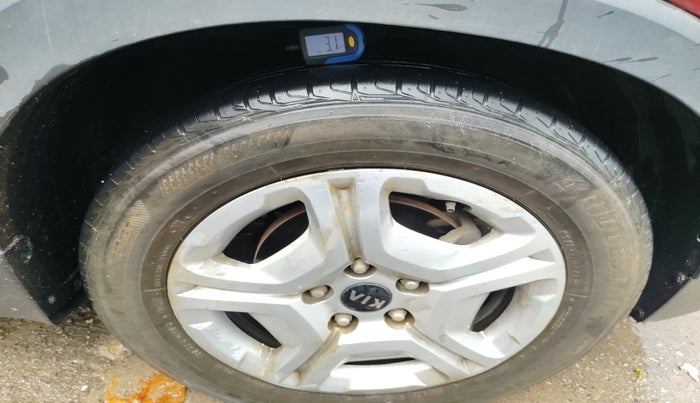 2021 KIA SONET HTX 1.5, Diesel, Manual, 1,01,124 km, tyre