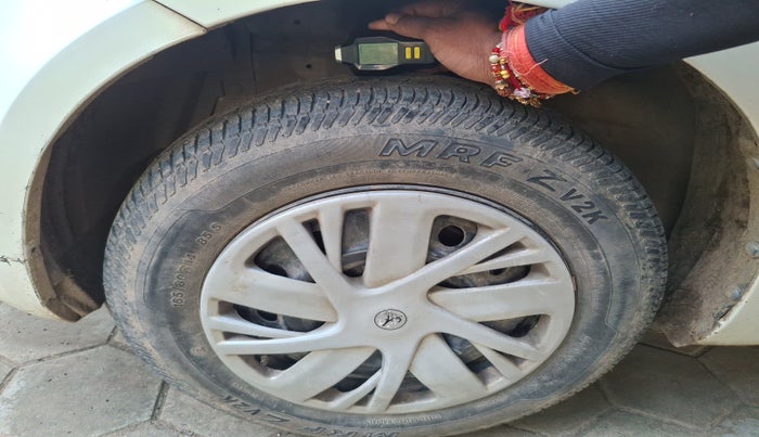 2013 Maruti Swift VDI, Diesel, Manual, 88,040 km, tyre