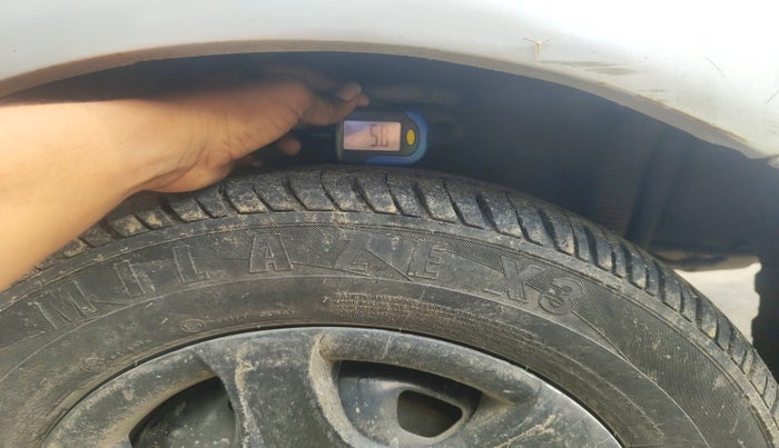 2010 Hyundai Accent GLE, Petrol, Manual, 86,229 km, tyre