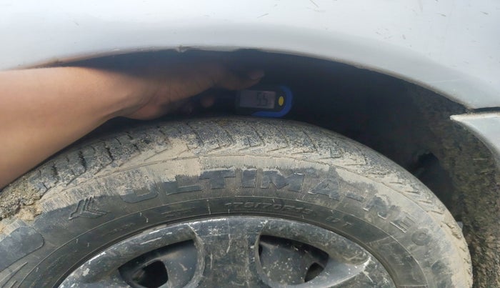 2010 Hyundai Accent GLE, Petrol, Manual, 86,229 km, tyre