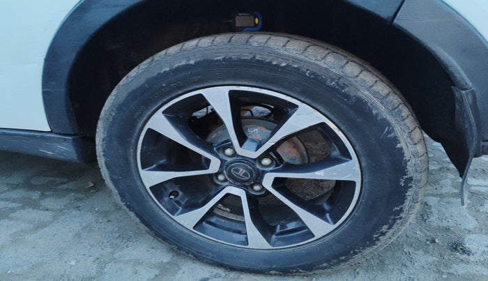 2021 Tata NEXON XZ PLUS DIESEL, Diesel, Manual, 93,166 km, tyre