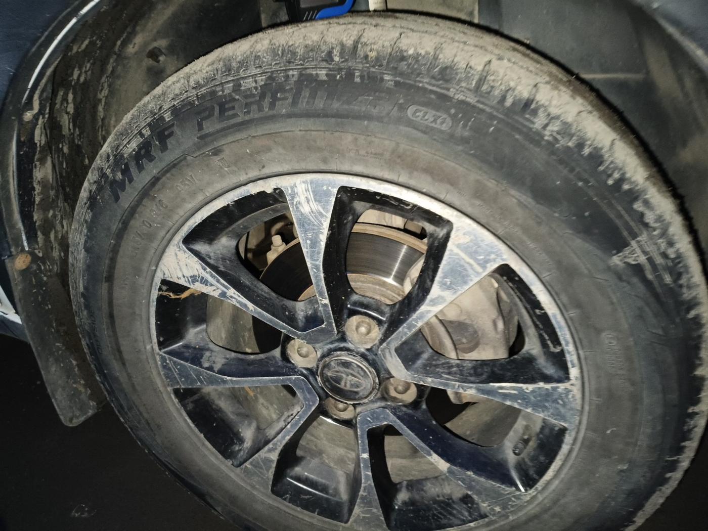 2021 Tata NEXON XZ PLUS DIESEL, Diesel, Manual, 93,166 km, tyre