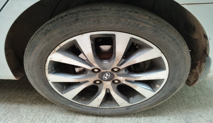 2013 Hyundai Verna FLUIDIC 1.6 VTVT SX, Petrol, Manual, 77,928 km, tyre