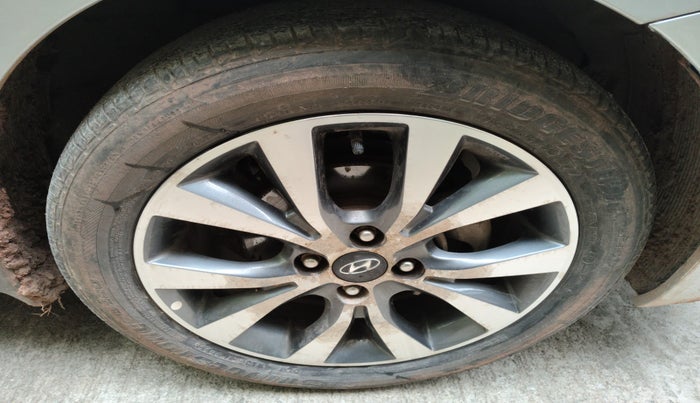 2013 Hyundai Verna FLUIDIC 1.6 VTVT SX, Petrol, Manual, 77,928 km, tyre