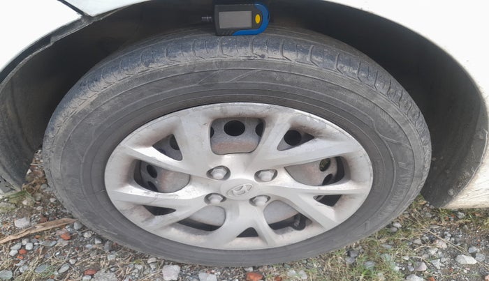 2018 Hyundai Grand i10 MAGNA U2 1.2 CRDI, Diesel, Manual, 1,33,103 km, tyre