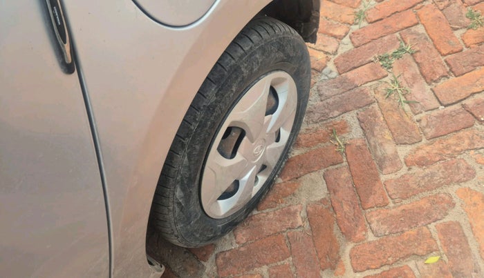 2018 Tata Tiago XTA PETROL, Petrol, Automatic, 1,10,389 km, tyre