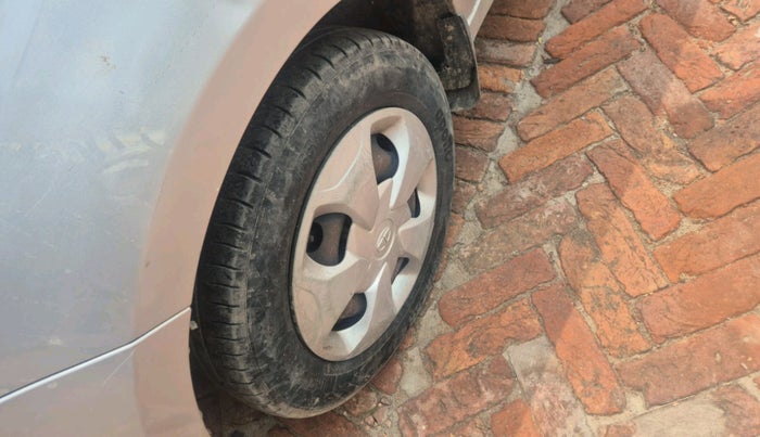 2018 Tata Tiago XTA PETROL, Petrol, Automatic, 1,10,389 km, tyre