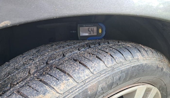 2019 Maruti Baleno DELTA PETROL 1.2, Petrol, Manual, 83,000 km, tyre