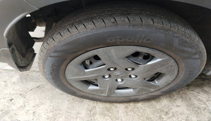 2023 Hyundai VENUE SX 1.2 PETROL, Petrol, Manual, 9,208 km, tyre