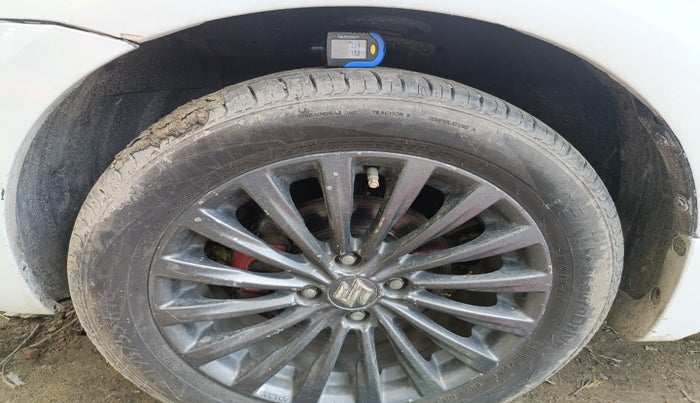 2016 Maruti Ciaz ZDI+ SHVS, Diesel, Manual, 90,579 km, tyre