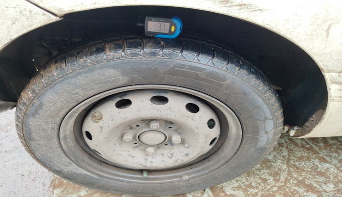 2011 Tata Indica Vista AQUA QUADRAJET, Diesel, Manual, 18,08,999 km, tyre
