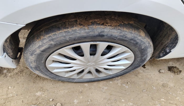 2016 Maruti Ciaz VDI+ SHVS, Diesel, Manual, 81,760 km, tyre