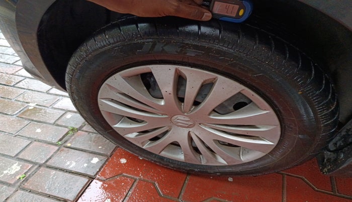 2014 Maruti Ertiga VXI, Petrol, Manual, 42,389 km, tyre